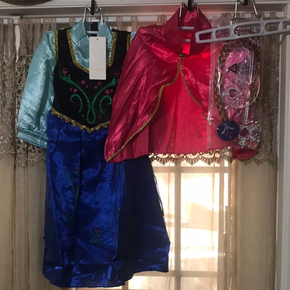 Funna Princess Anna Costume W/ Accessories